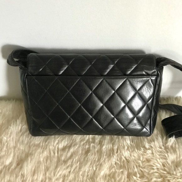 AUTH CHANEL BLACK LAMBSKIN CROSSBODY RARE VINTAGE QUILTED FLAP BAG EUC LUXURY - Picture 4 of 16
